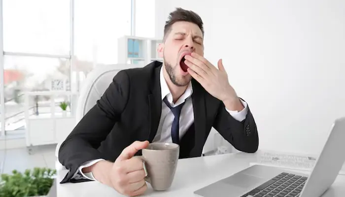 Thiếu ngủ là tình trạng ngủ ít hơn mức 7–9 tiếng mỗi đêm