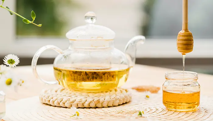 Trà hoa nhài mật ong giúp thư giãn, ngủ ngon giấc