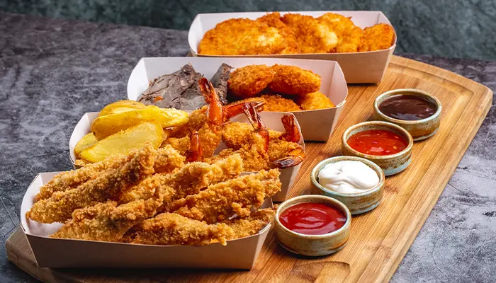 Trầm cảm sau sinh nên kiêng những thực phẩm chứa nhiều dầu mỡ, đường