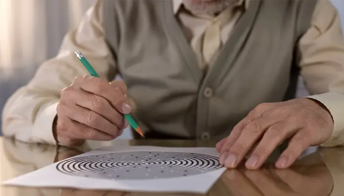 Triệu chứng bệnh Parkinson thay đồi chữ viết, chậm hơn, nhỏ lại