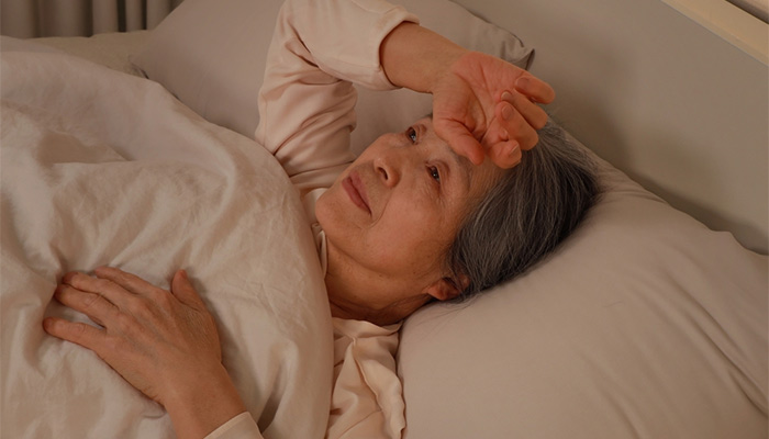 Triệu chứng mất ngủ trằn trọc không ngủ được