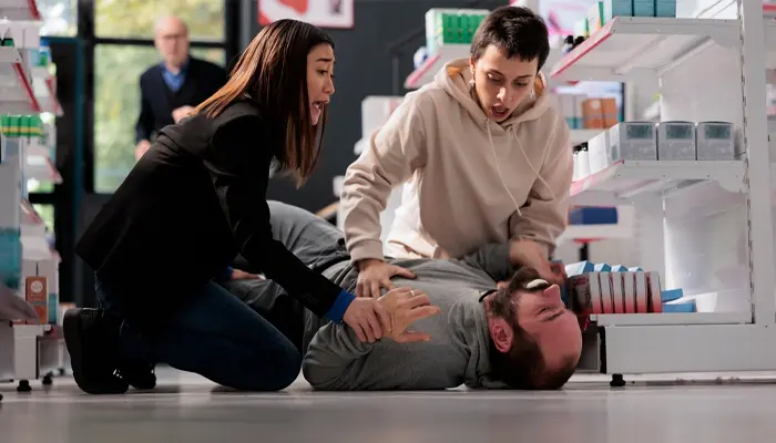 Để có thể xử lý cơn co giật tại nhà người thân cần hiểu biết về cách cấp cứu 