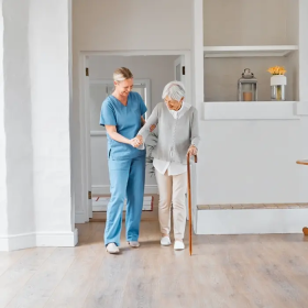 Cách chăm sóc người bệnh Parkinson giúp cải thiện vận động