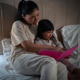 Làm sao để trẻ sơ sinh ngủ sâu giấc? Cách giúp bé ngủ ngon hơn