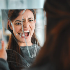 Schizophrenia là bệnh gì? Hiểu đúng về tâm thần phân liệt