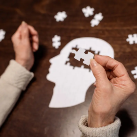 Suy giảm trí nhớ ở bệnh Parkinson: Dấu hiệu và yếu tố ảnh hưởng