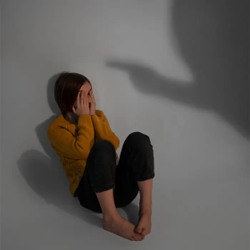 Trầm cảm ở phụ nữ: Nguyên nhân, dấu hiệu và cách điều trị